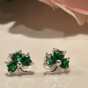 Vintage Avon Shamrock Stud Earrings Silver with Green